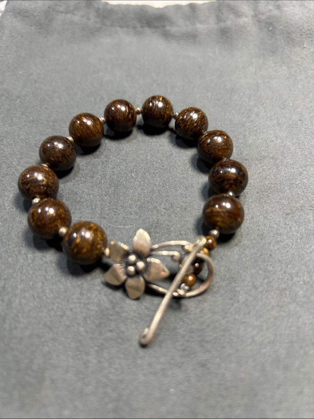 Silpada SS Bronzite Flower Toggle Bracelet